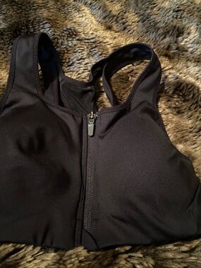 Nike Black Front-Zip Sports Bra